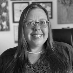 Lisa Hilferty founder of Buzz Online Lisa Hilferty founder of Buzz Online